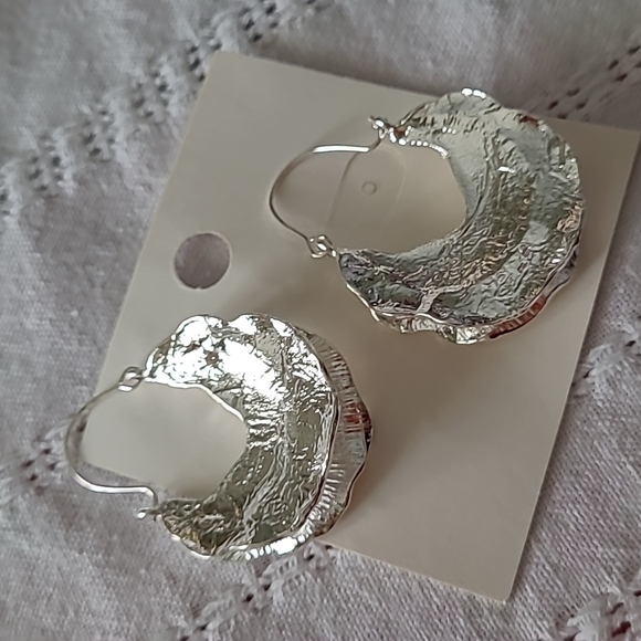 Foil Earrings - Picture 3 of 7